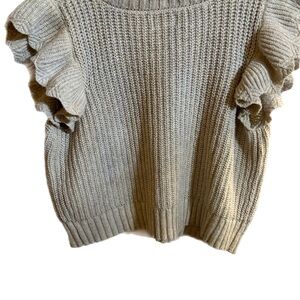 🏷️Universal Thread Beige Ruffle Sleeve Cropped Sweater XXL🏷️